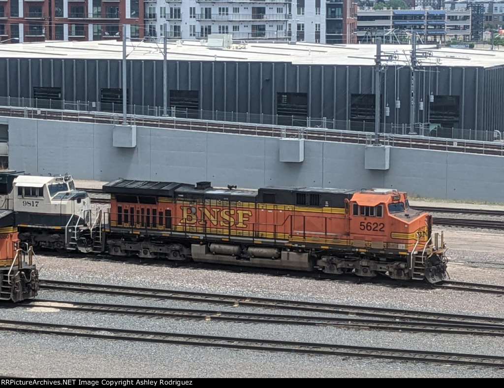 BNSF 5622